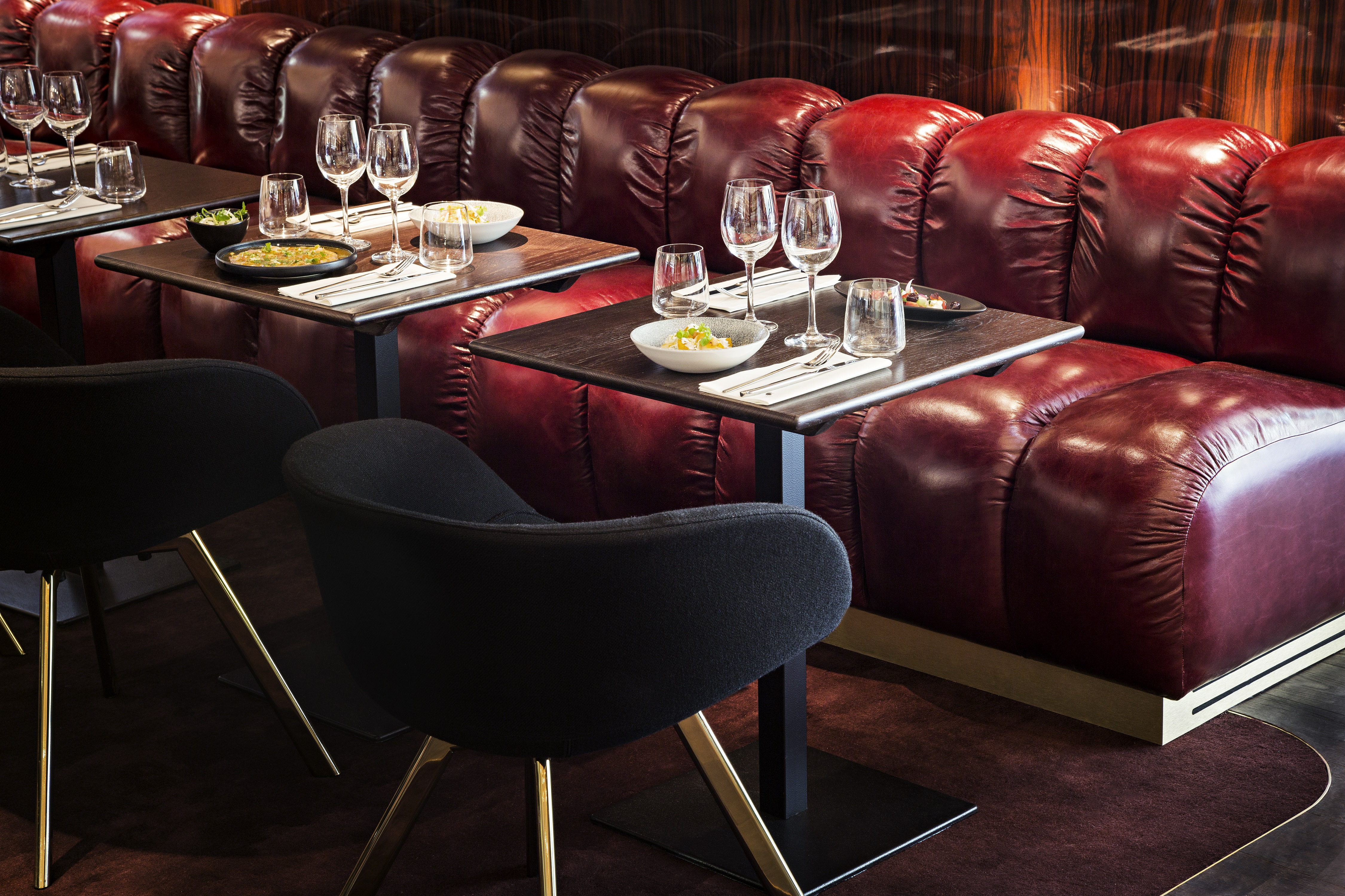 Le Drugstore - Banquette and chairs @ Yann Deret