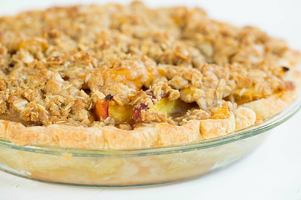 Peach Crumb Pie