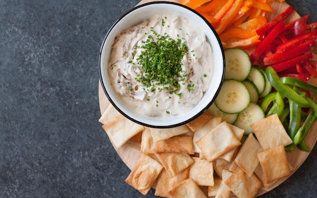 slowcookerfrenchoniondip
