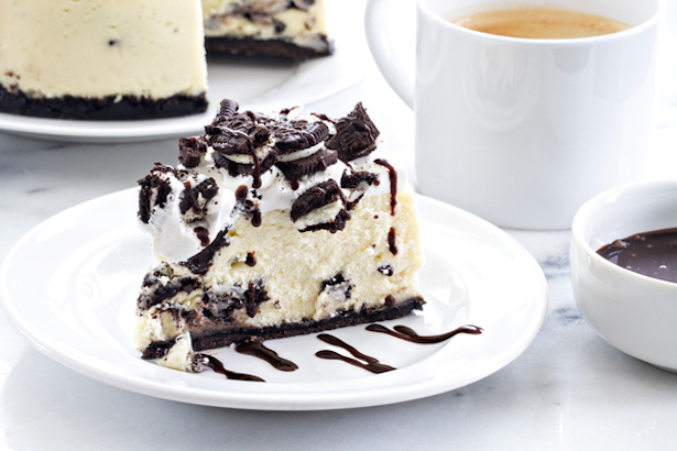 Instant-Pot-Oreo-Cheesecake-mybakingaddiction