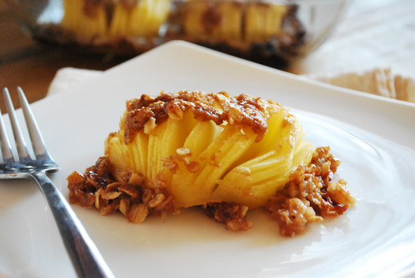 Hasselback Apple Crisp