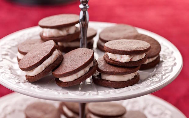 chocolatesandwichcookiespeppermintbuttercreamfilling-chowhound