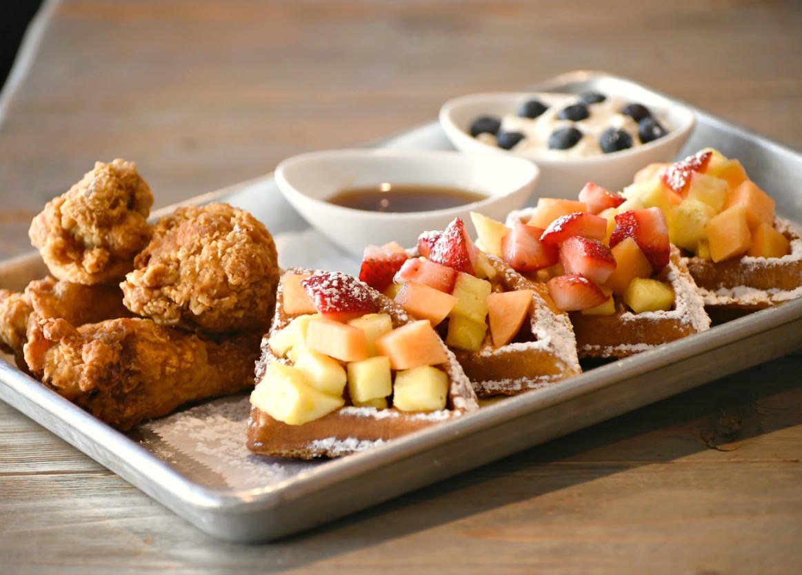 Waffles and Pollo at Rojo Gusano