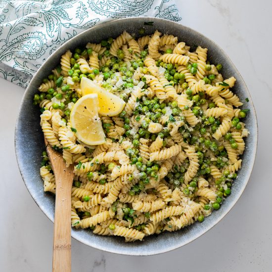 Spring pea lemon pasta