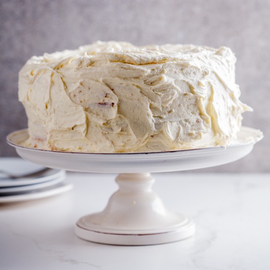 Lemon yoghurt cake with white chocolate frosting