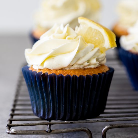 Lemon cupcakes