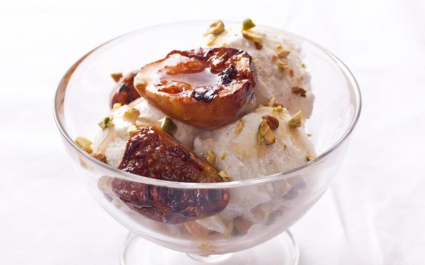 GrilledFigAndOrangeBlossomSundaes