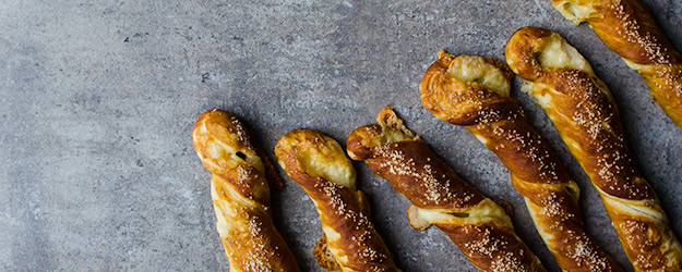 Cheesy Pretzel Twists