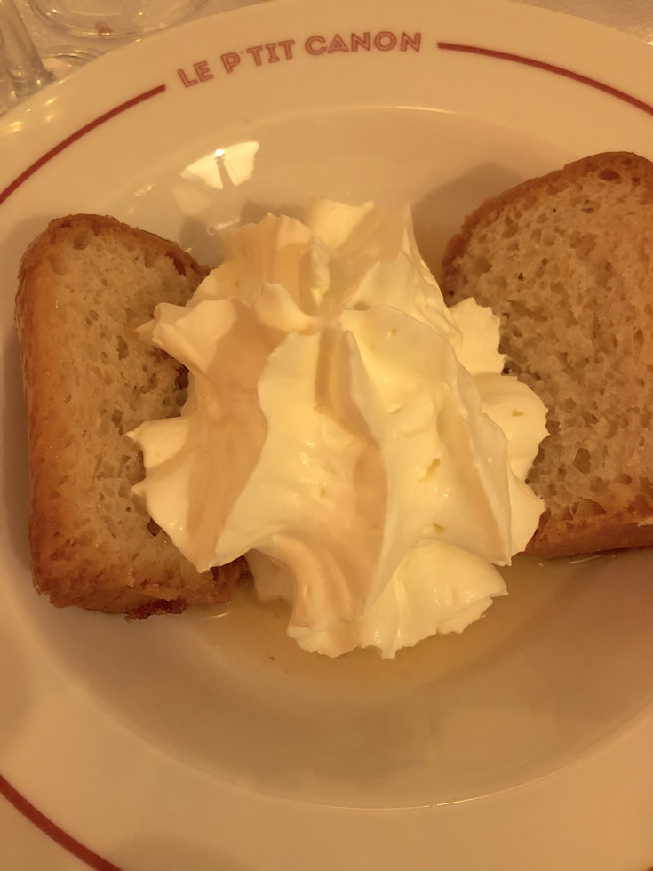 Le P'tit Canon - baba au rhum @Alexander Lobrano