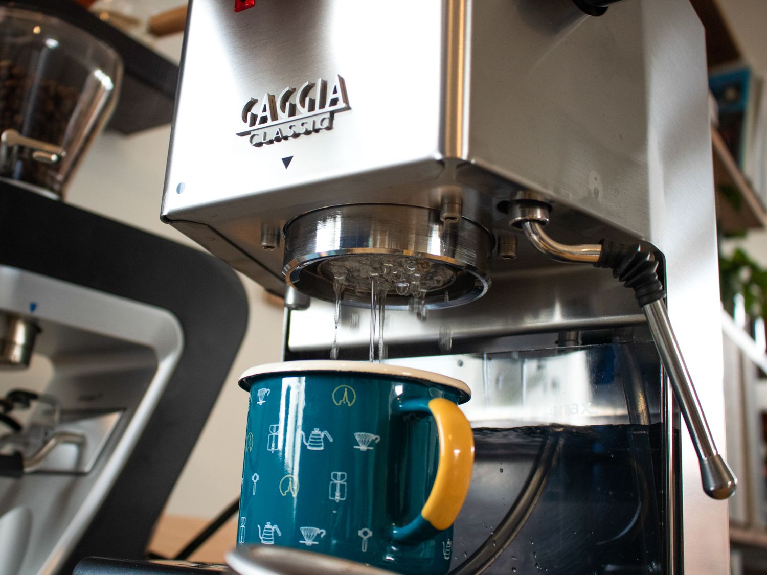 Purging water from the Gaggia Classic Pro Espresso Machine