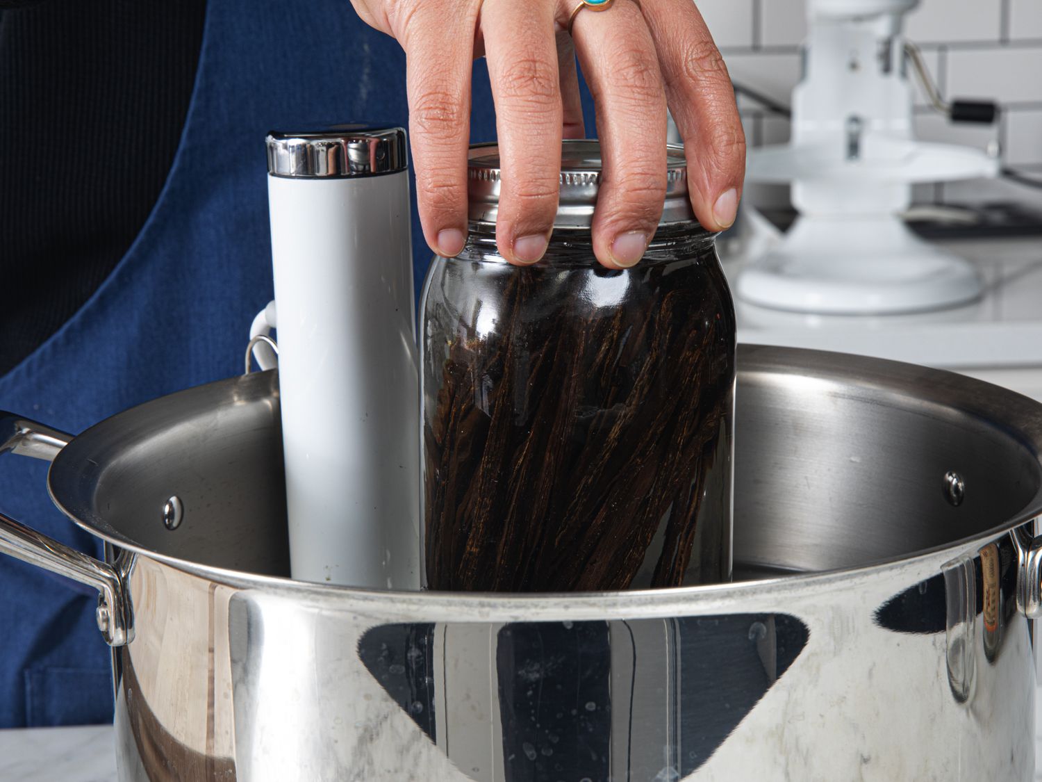 Placing Vanilla Beans in jar into a sous vide bath