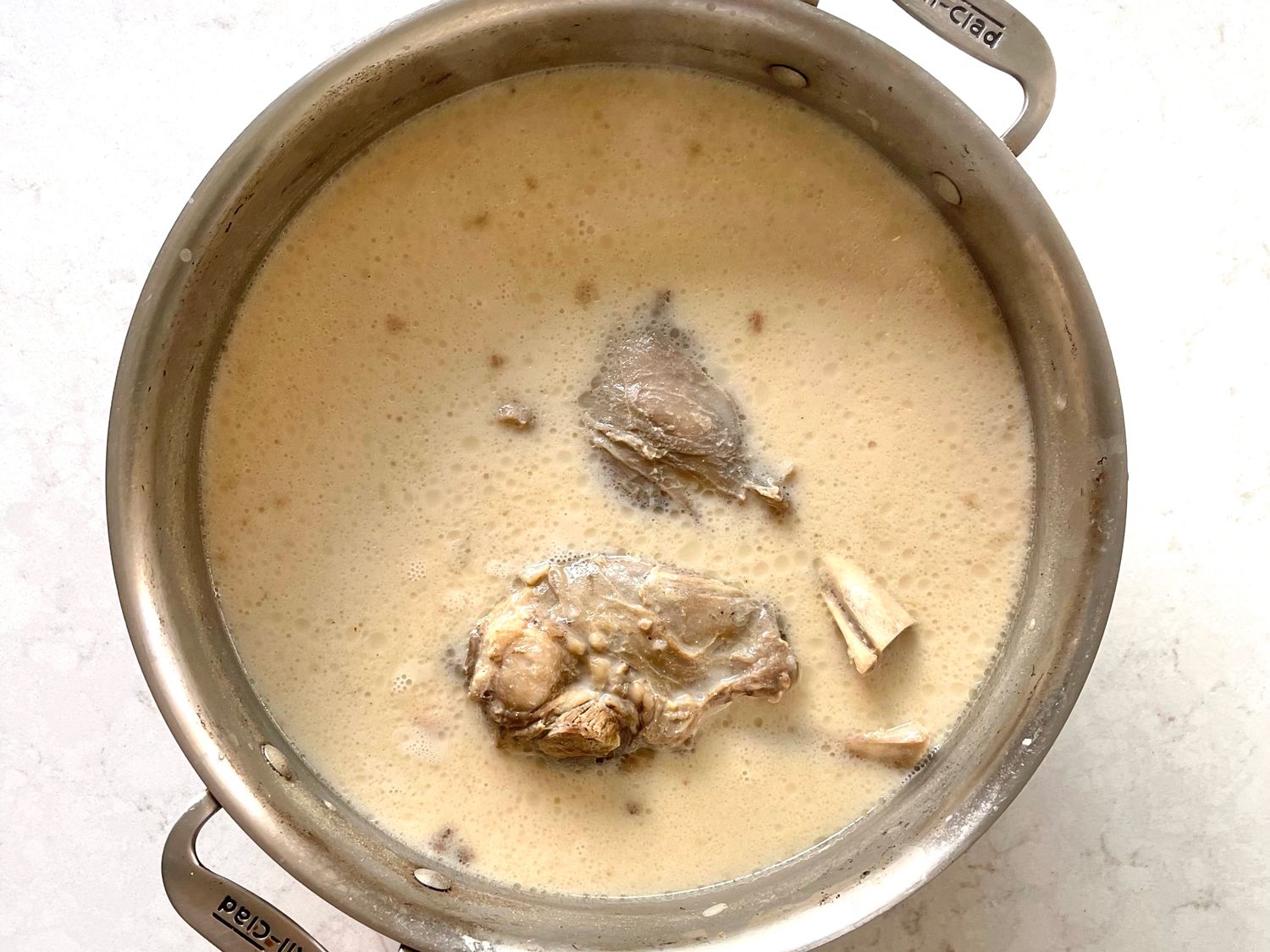 Lamb in yogurts sauce