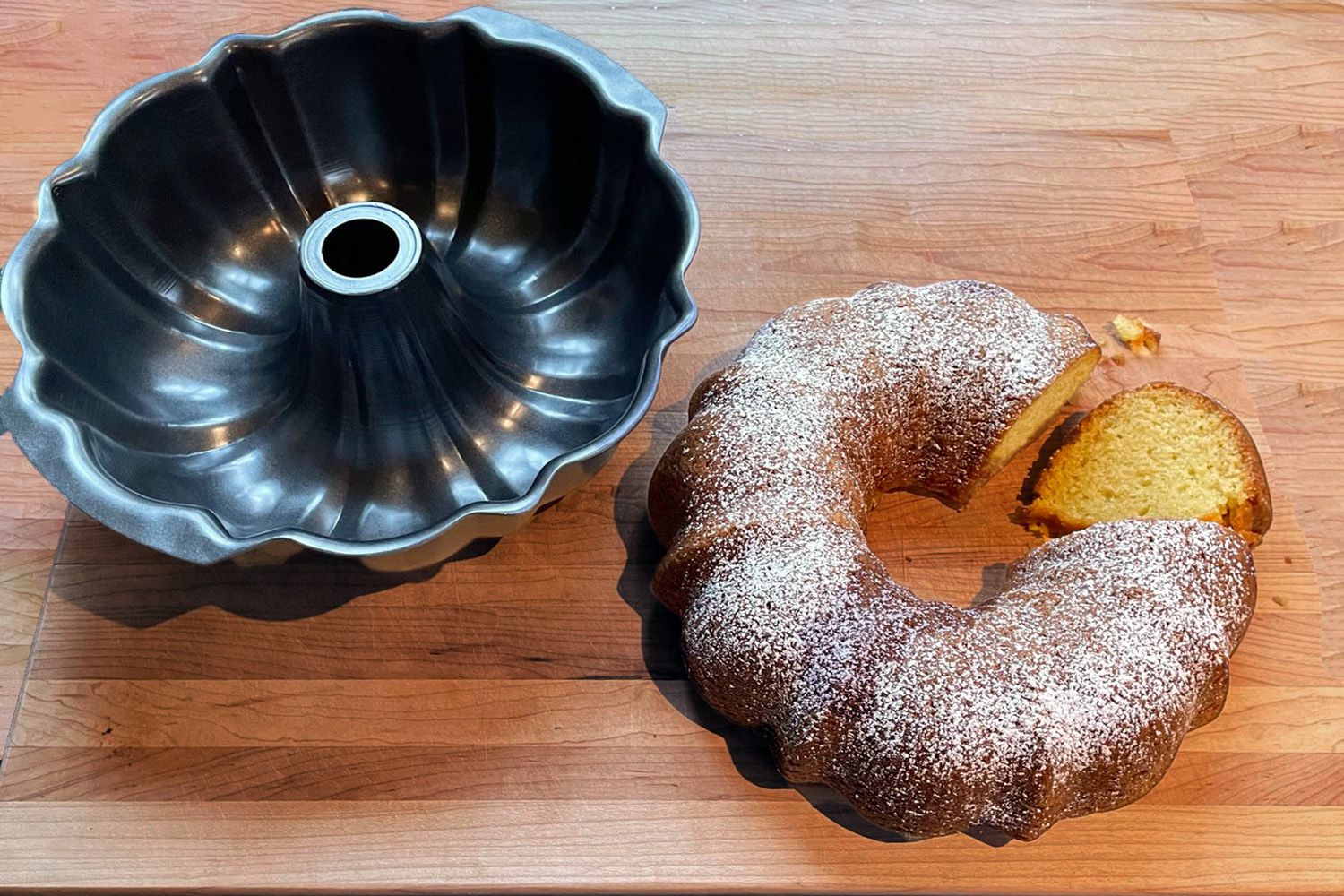 A cake baked in the Nordic Ware aluminum bundt pan