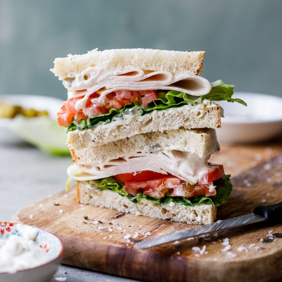 Smoked chicken sandwich with jalapeño mayo