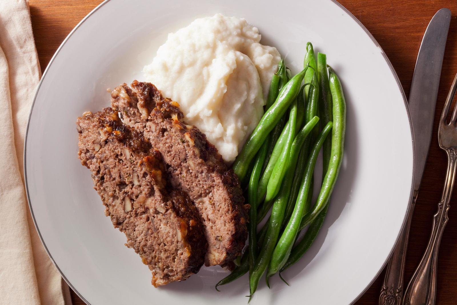 Mushroom and Red Wine Meatloaf